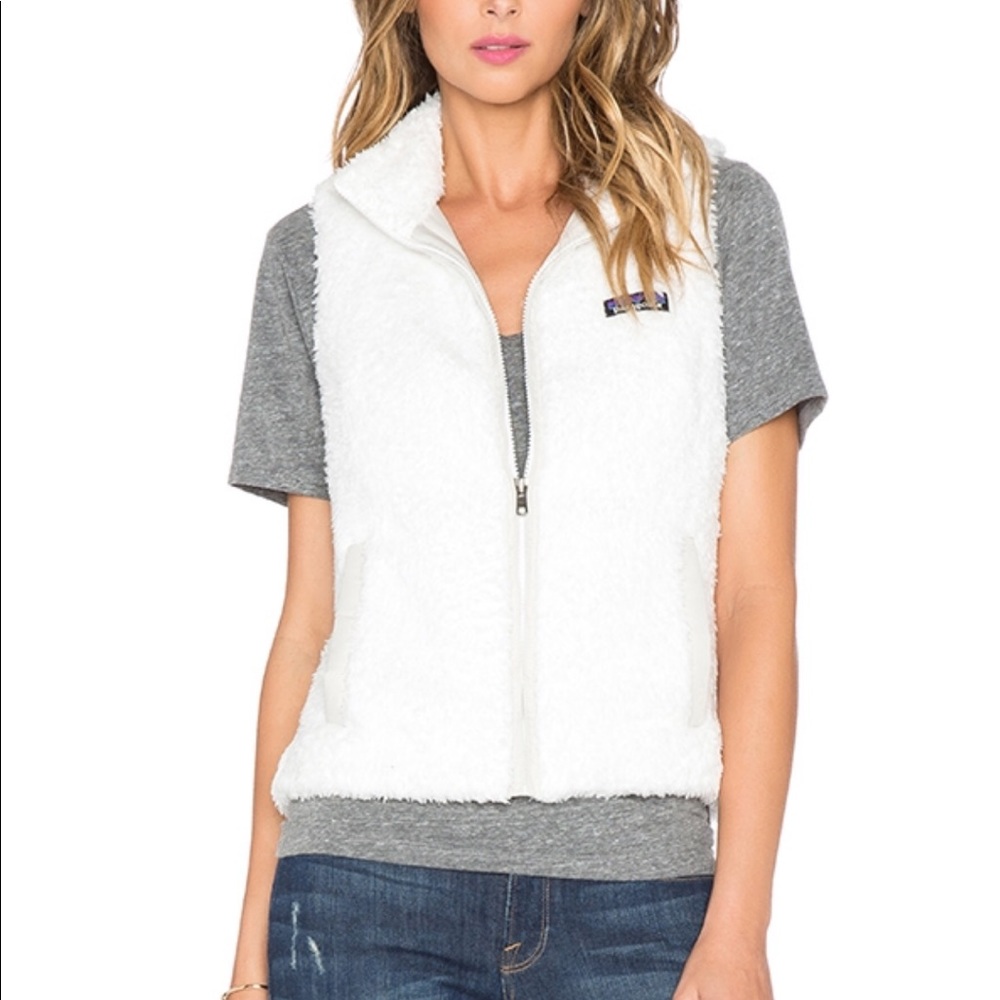 White Patagonia Los Gatos Vest